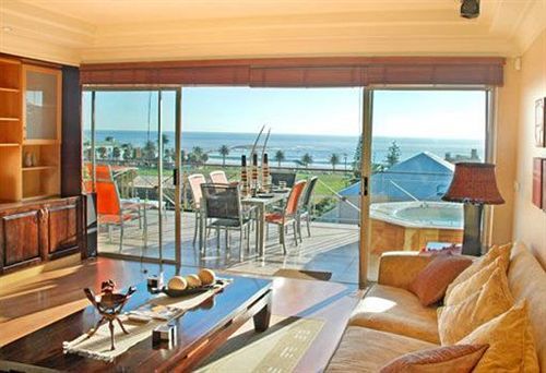 Beachside Villa & Penthouse Кейптаун Экстерьер фото